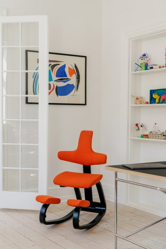 Klekačka Varier Thatsit™ Black Ash