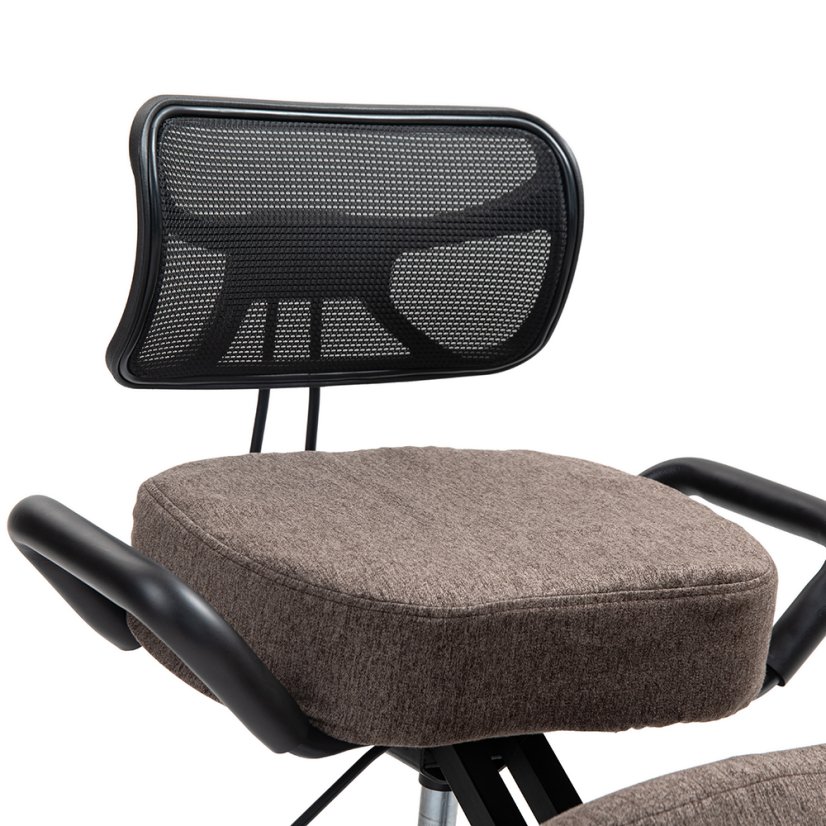 Klekačka Kenoko Suguri Hnědá