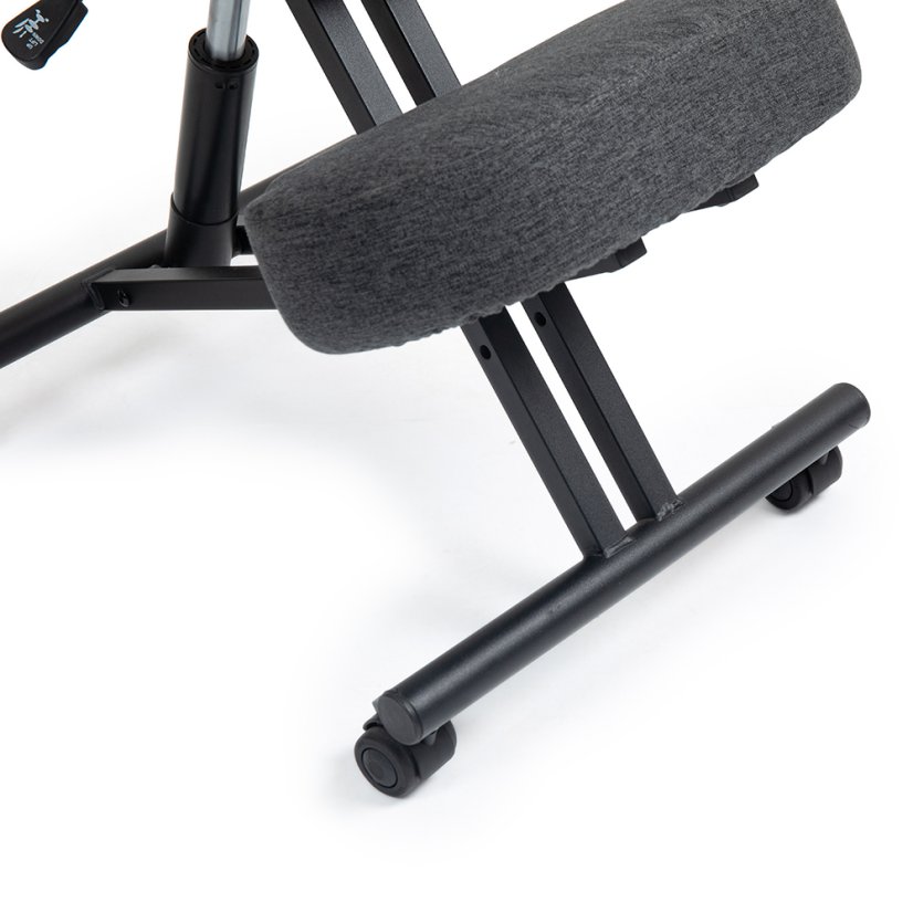 Klekačka Kenoko Hiragi Černá