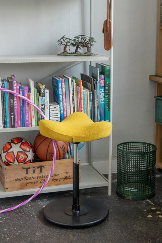 Balanční stolička Varier Move™ Black Ash